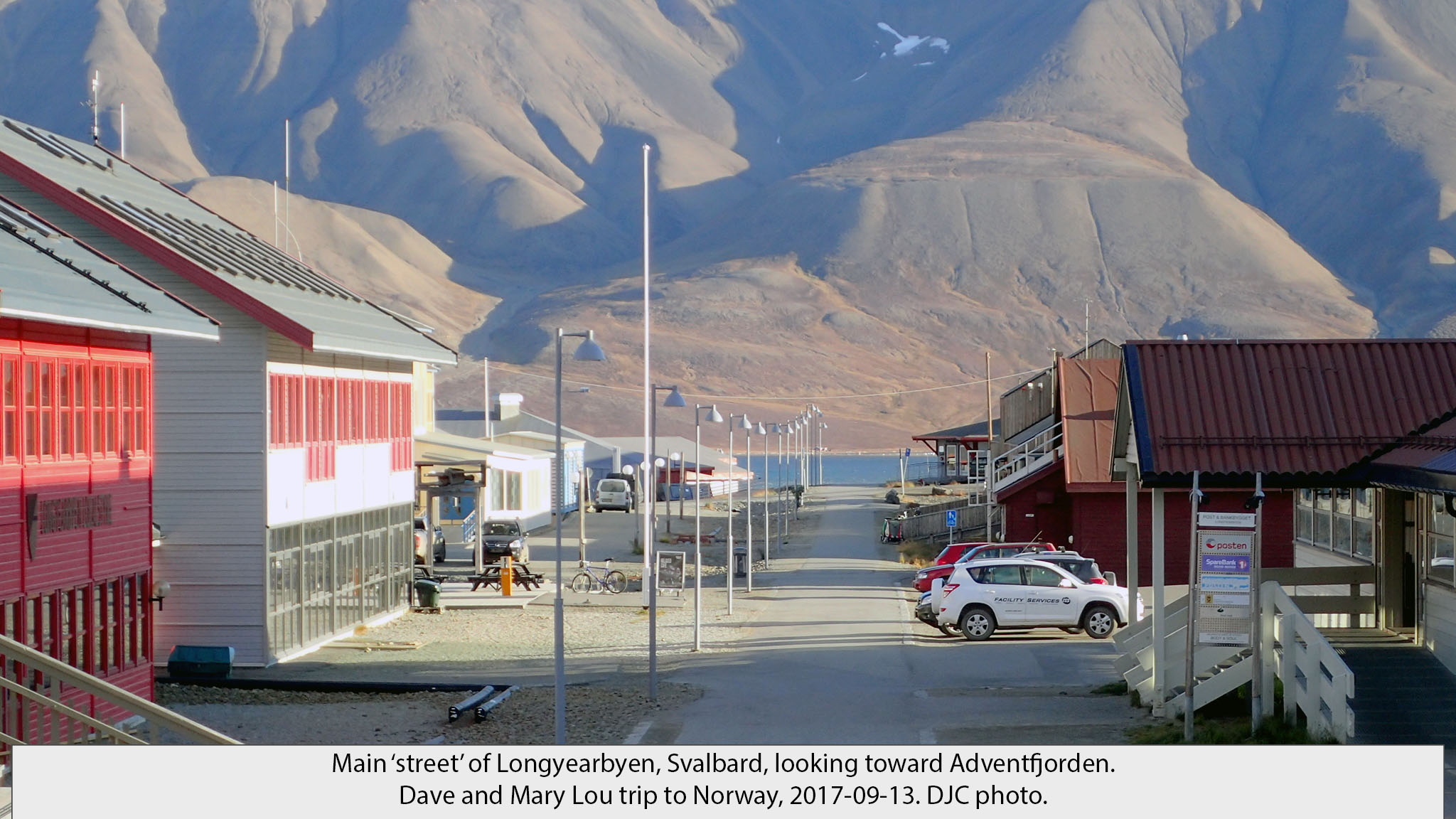 Longyearbyen main steet